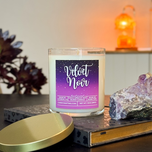 Velvet Noir - Cozy Candle
